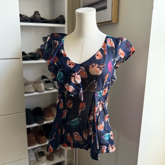 Anthropologie Meadow Rue Animal Kingdom Blue Bird Print Short Sleeve Top Size 6 - Picture 4 of 11